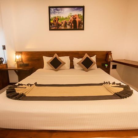 Supreme Dambulla Hotell Eksteriør bilde